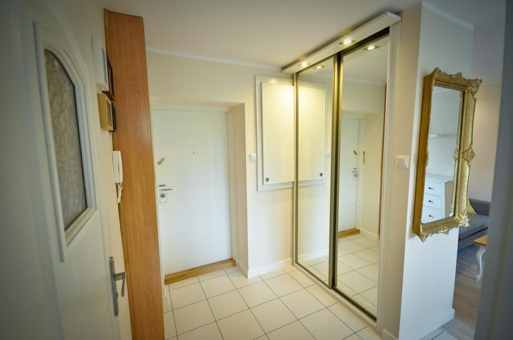 Unique Apartment Okrzei Sopot Ruang foto