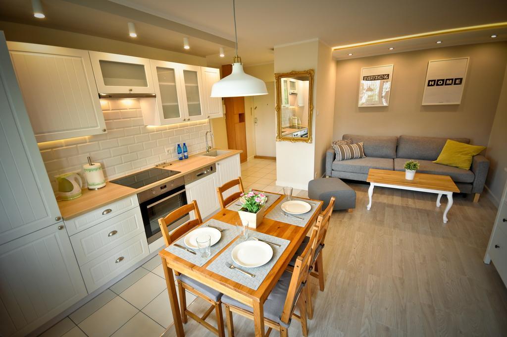 Unique Apartment Okrzei Sopot Ruang foto